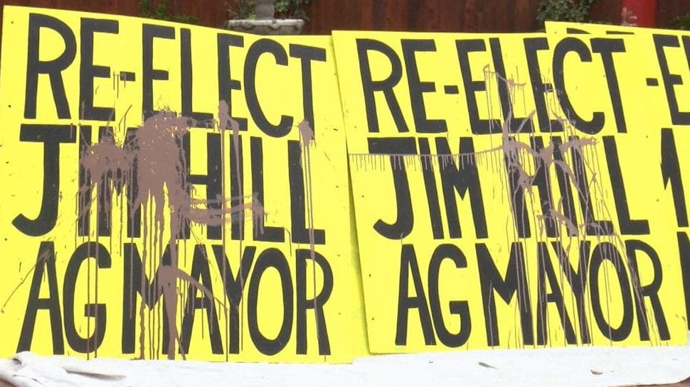 JIM-HILL-SIGNS-VANADLIZED-